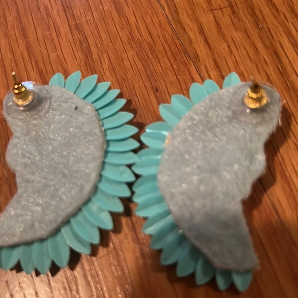 Blue rhinestone fan earrings